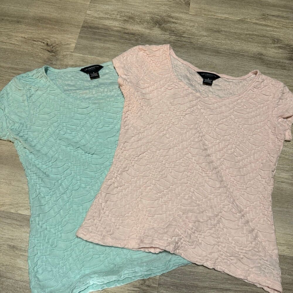 Liz Claiborne top bundle size small textured short sleeve